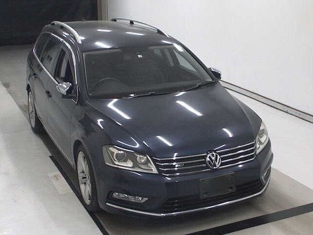 3018 Volkswagen Passat variant 3CCAX 2015 г. (JU Chiba)